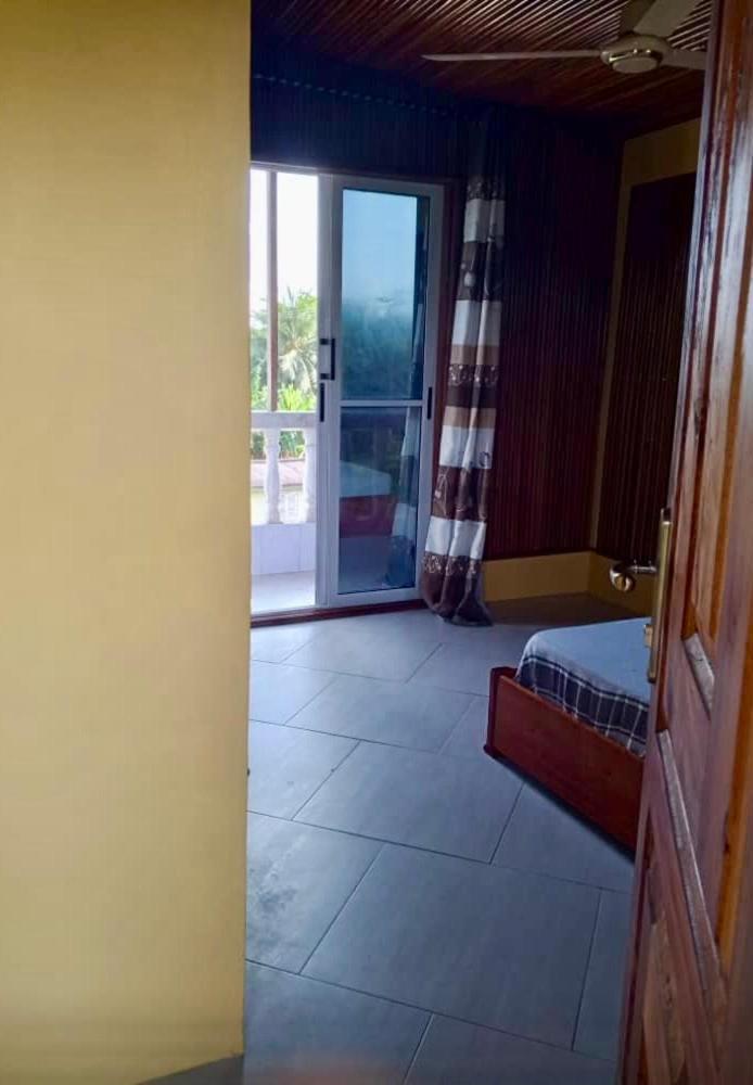 Serenity Haven Lodge Busua Exterior photo